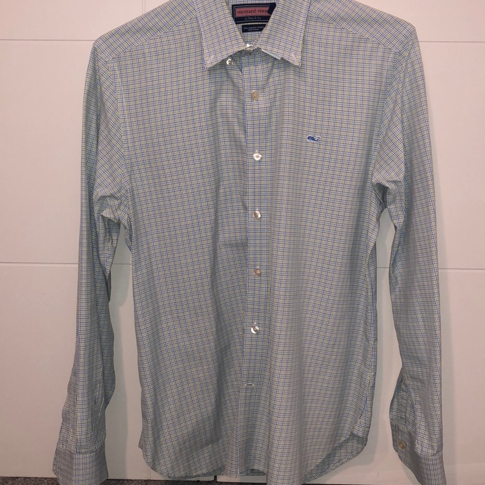 Vineyard Vines button down